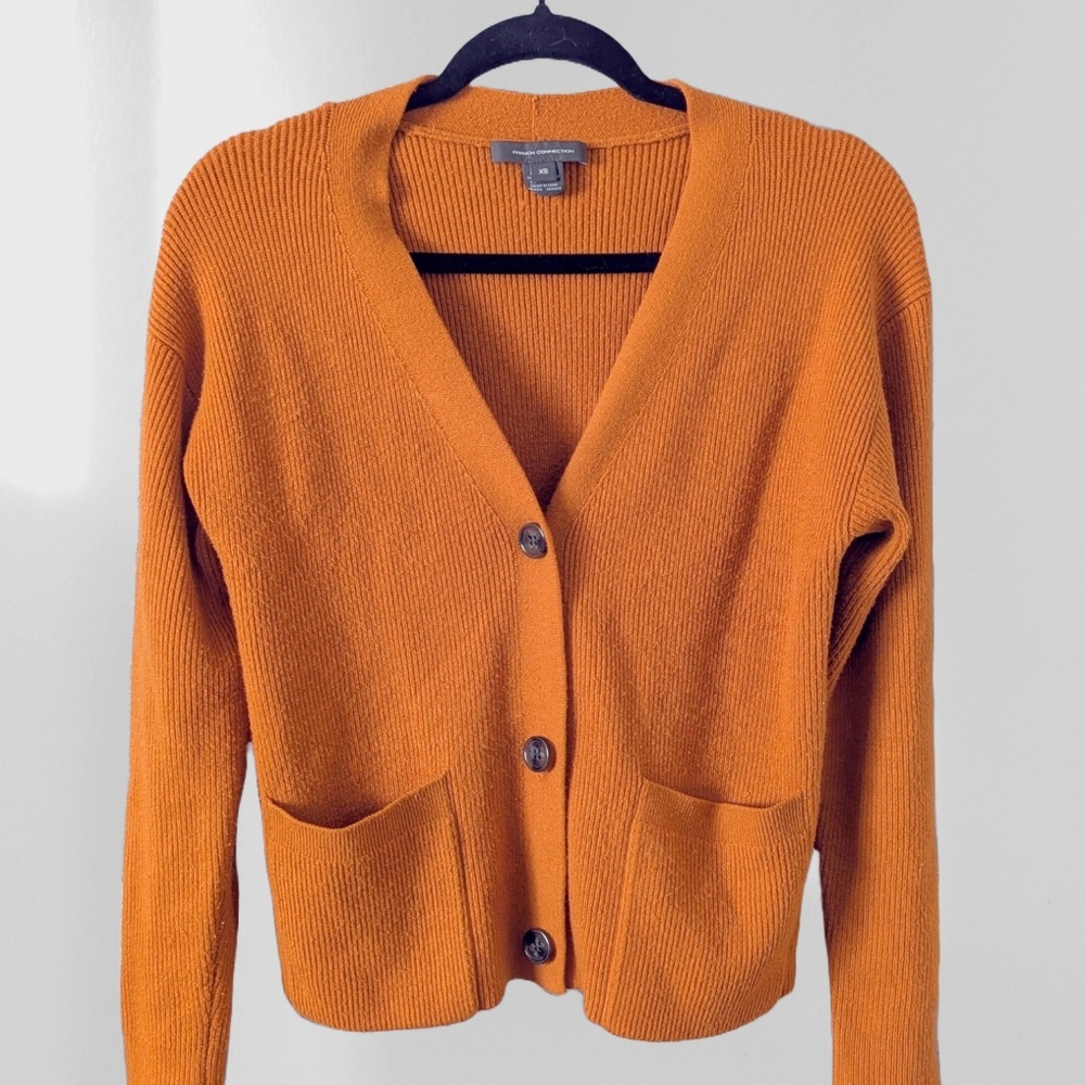 French Connection Babysoft Ribbed Cardigan Sweater XS Preppy Academia EUC